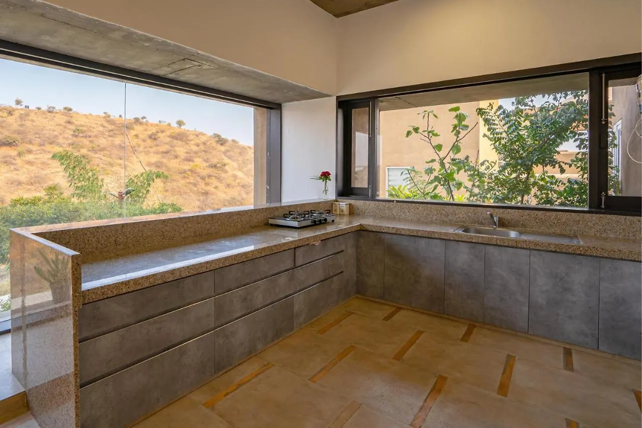 Stayvista'S Sage Scenery - Mountain-View Villa With Infinity Pool & Terrace Udaipur