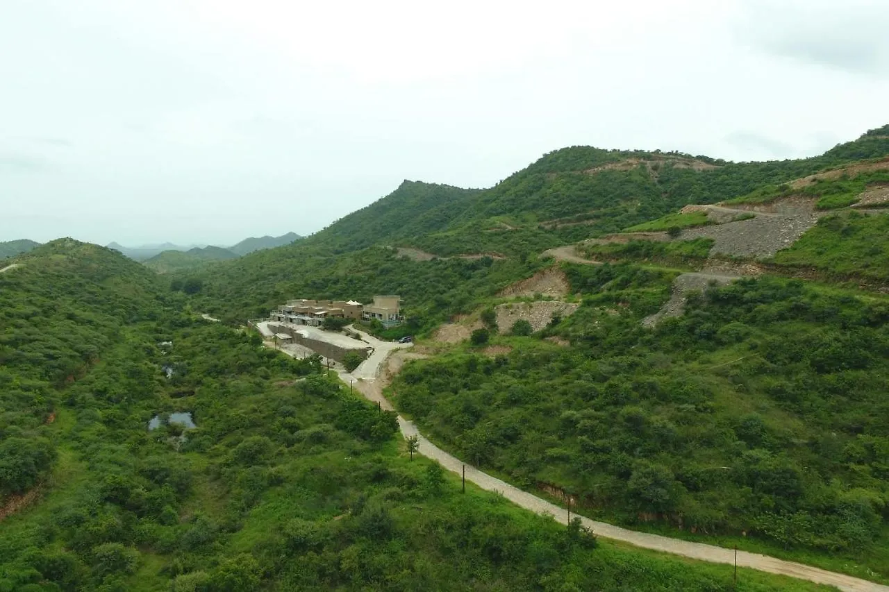 Stayvista'S Sage Scenery - Mountain-View Villa With Infinity Pool & Terrace Udaipur India