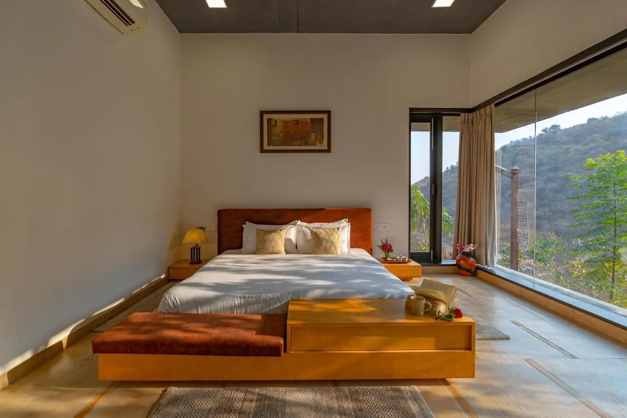 Stayvista'S Sage Scenery - Mountain-View Villa With Infinity Pool & Terrace Udaipur